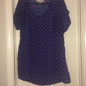 Blue design top